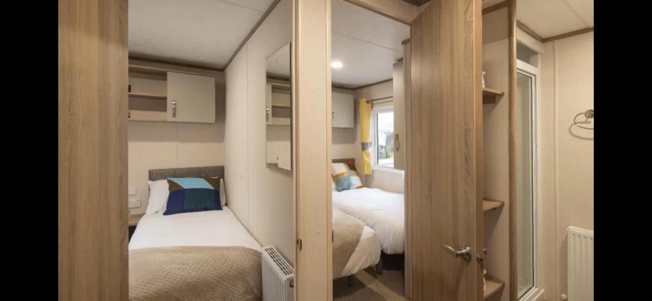 Fantastic Family 3-Bed Static Caravan Cooper Bea Colchester Exterior foto